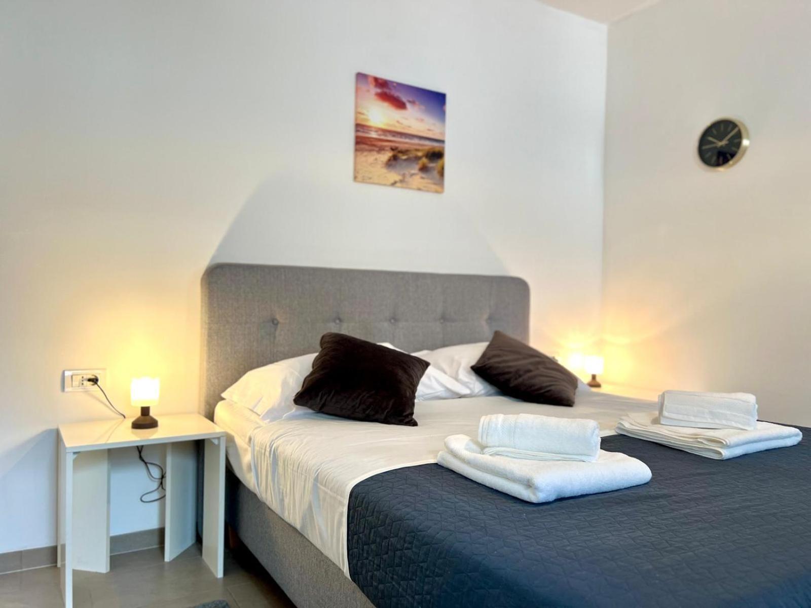 Azzurro Mare Apartment Pula Bagian luar foto