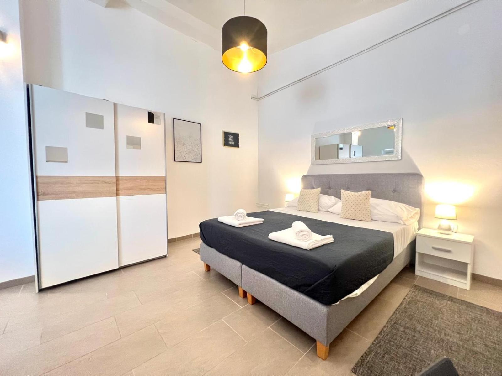 Azzurro Mare Apartment Pula Bagian luar foto